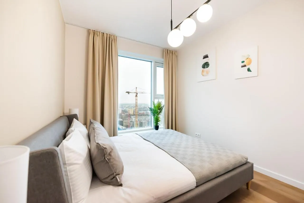 Unique Tower 22 Floor De Luxe Apartment 华沙 0*,  波兰